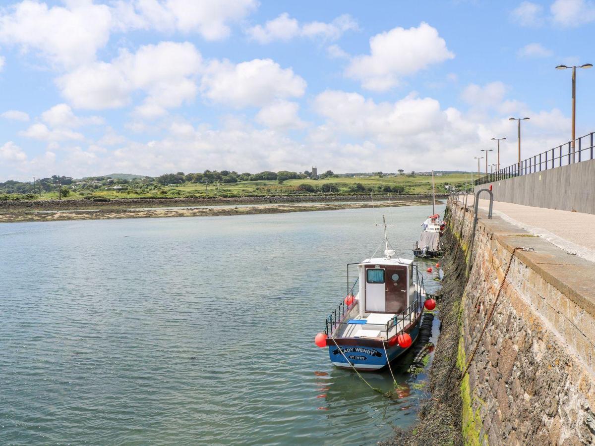 Holiday home Nappers Hayle